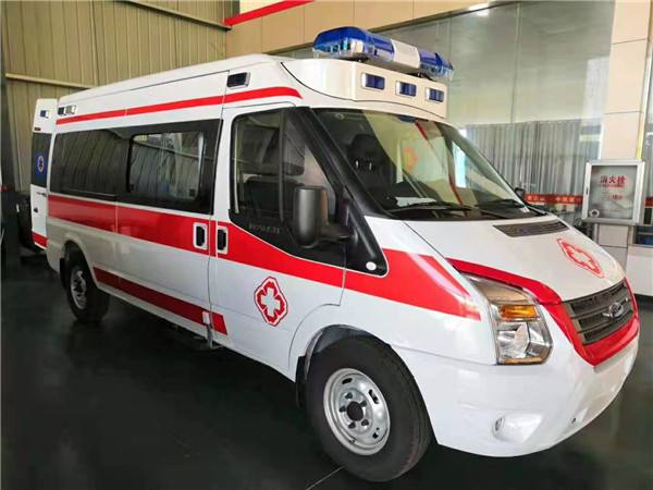 富县福特V362救护车