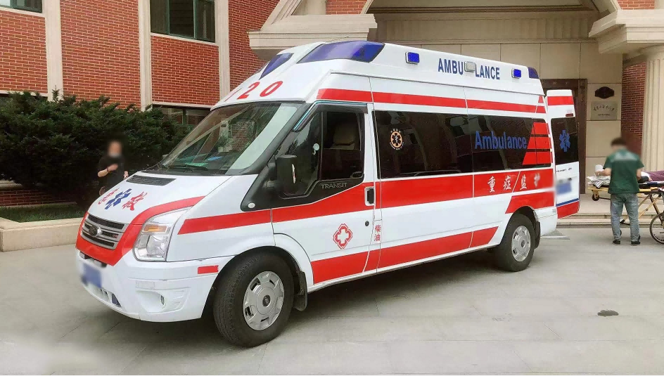 富县重症监护救护车